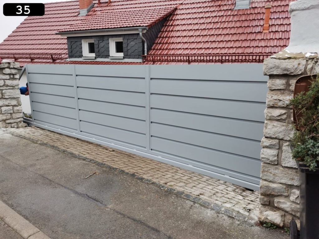 Betonzaun Betonzaun Modell 7 — Feldstein Stil